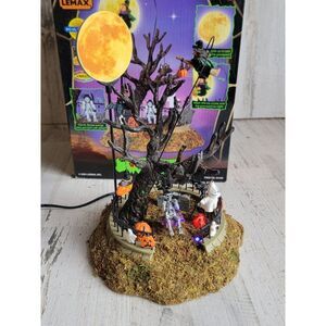 Lemax Witch's‎ Joyride 2004 spooky town Halloween animated Village accessories